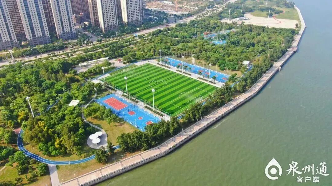 滨海公园休闲健身设施（资料图片）