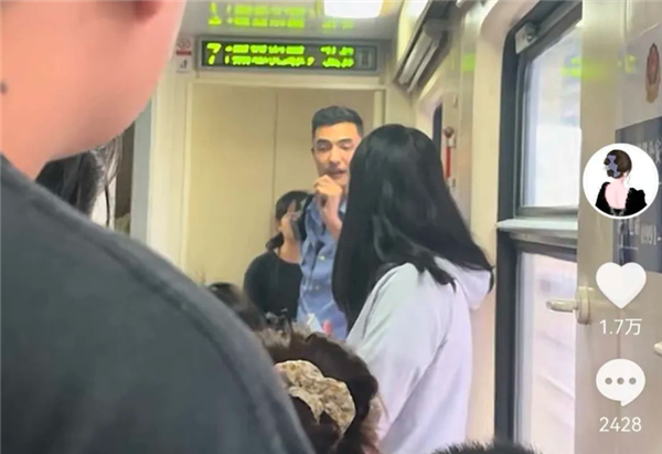 旅客从拉萨回南京全程45小时 坐了33小时后列车折返！12306回应