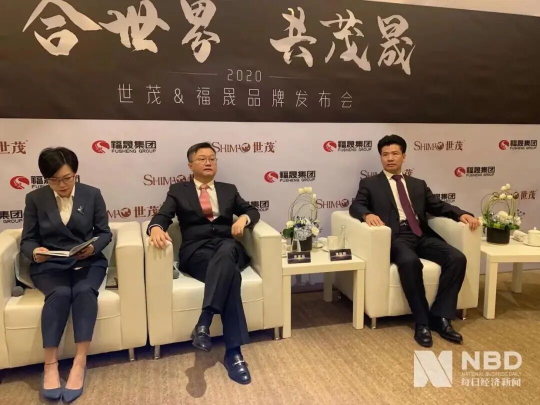 图片中间人物为许世坛，图片来源：每经媒资库