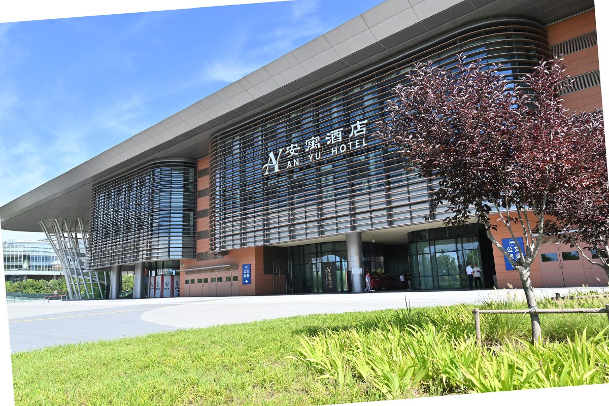安寓酒店全新亮相东夏园枢纽，正式开门迎客。记者 常鸣/摄