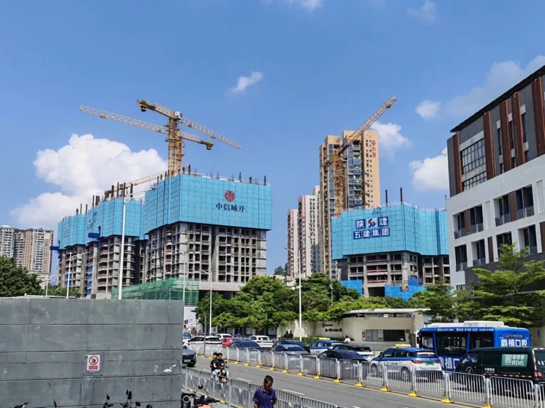 　　(正在建设当中的金钻豪园城市更新项目。吴家明/摄)