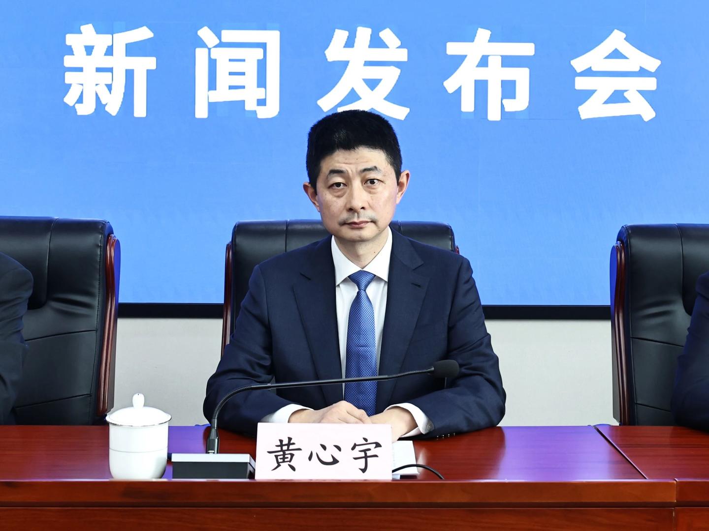 ▲国家医保局医药管理司司长黄心宇