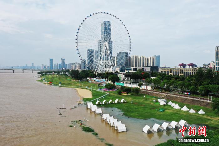 9月4日，江西南昌，贛江南昌段水位上漲，沿江部分低窪區域受淹。劉佔昆 攝