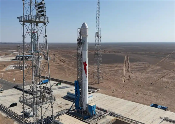 一箭十星！朱雀二号改进型遥七运载火箭发射成功