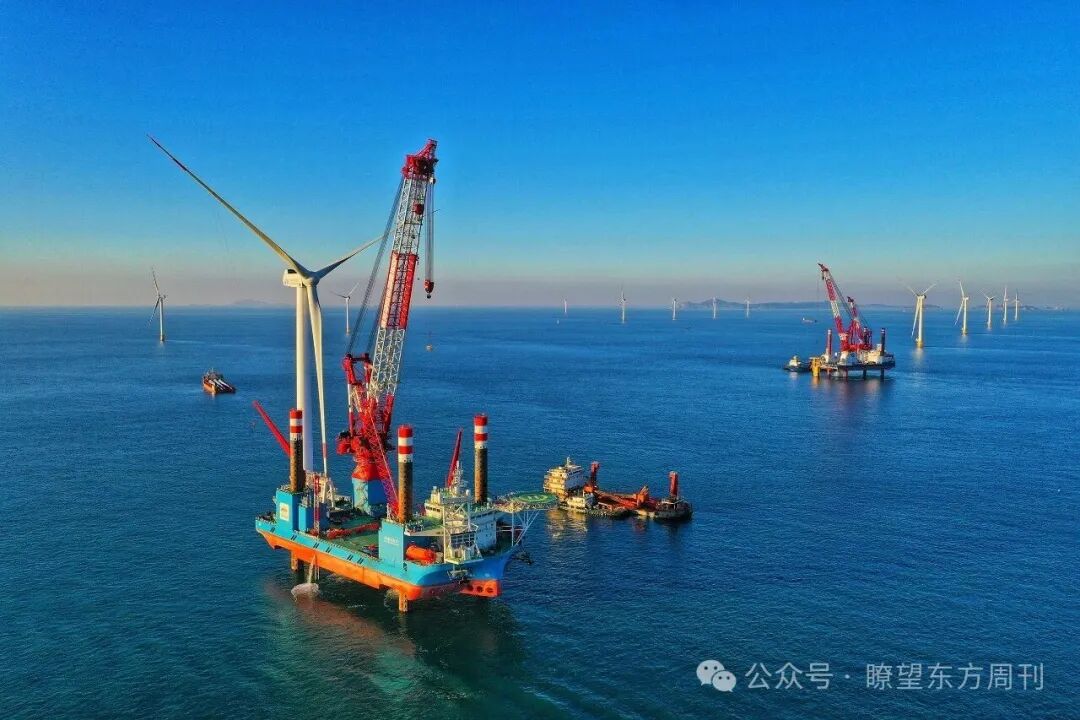 中国铁建港航局华能大连庄河海上风电项目双“舰”合璧