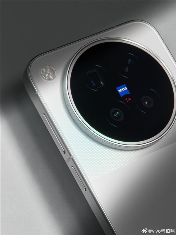 韩伯啸：vivo X500 Pro可能是最好的小屏旗舰