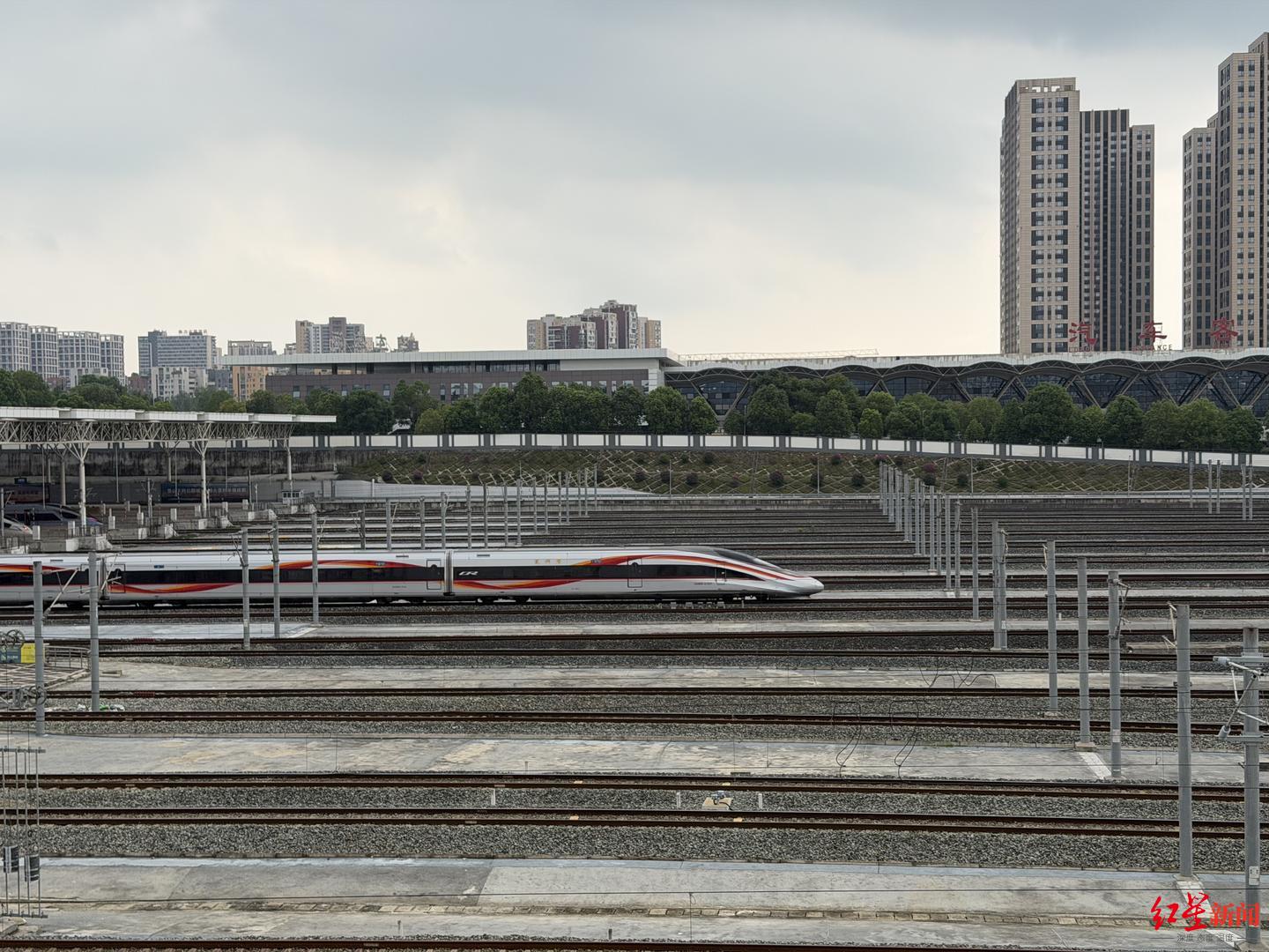 中秋国庆假期，成都至这些地方加开列车→