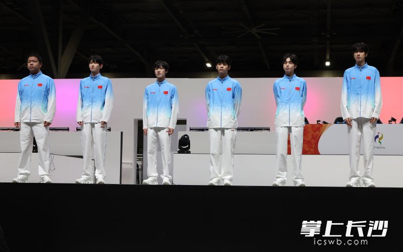 中国队登顶亚运会王者荣耀项目，赵昊宇摘得“湖南第九金”