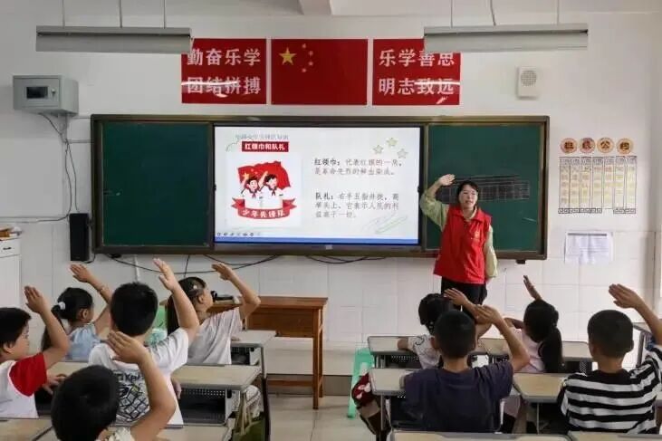 一审/来源：文明绥江一校：刘苧怿