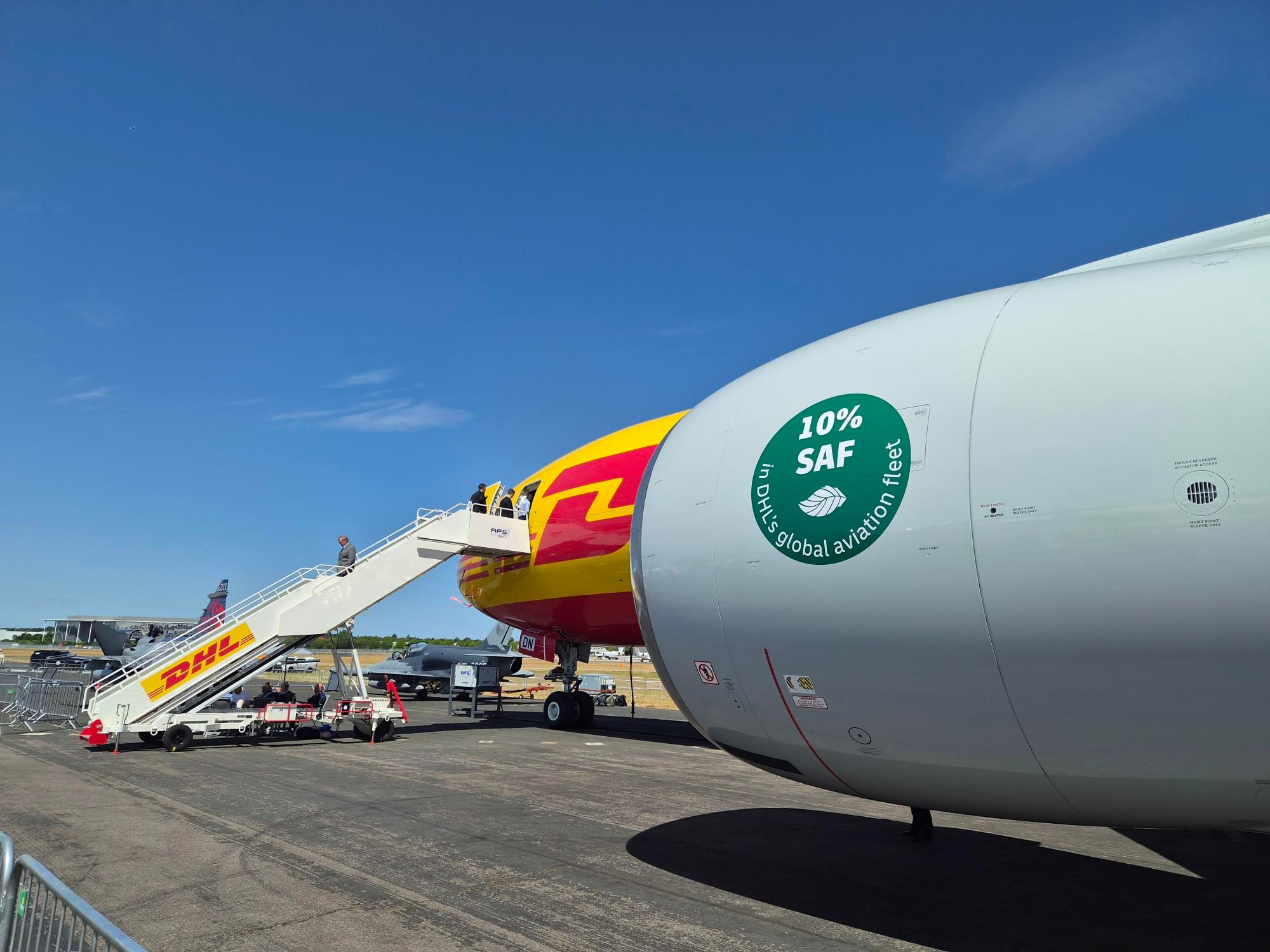 DHL快递自有机队可持续航空燃料使用比例达到 10%