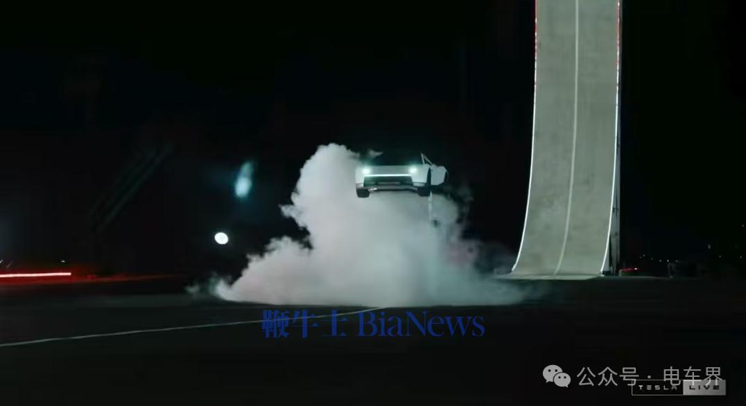 特斯拉新款 Roadster 正式亮相，能实现离地升空、空中翻滚，如何评价？你看好它的市场前景吗？