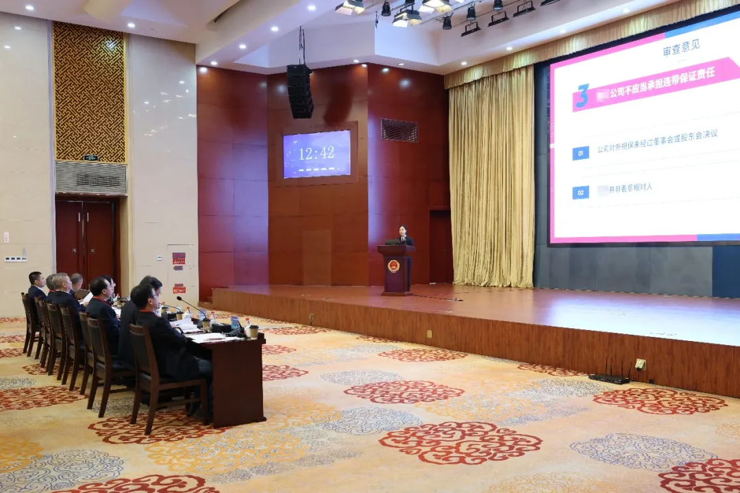 Spiders Powerpoint 决赛现场!20名选手对决,酣畅淋漓!_新浪财经_新浪网