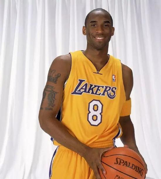 科嫂这呼之欲出的上围在nba太太团什么水平