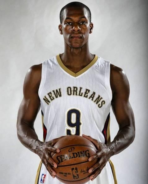 71182不打中锋的隆多真的强得可怕