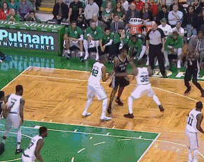 吐槽大會 | Lue教練暫時可以不用擔心下課啦!看看人家馬刺也三連跪啦!(影)-黑特籃球-NBA新聞影音圖片分享社區