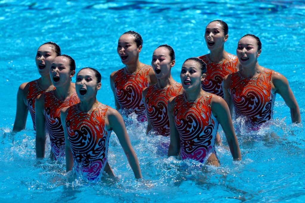 花游第四金！中国队集体自由自选世锦赛首夺冠_游泳-花样游泳_新浪竞技风暴_新浪网