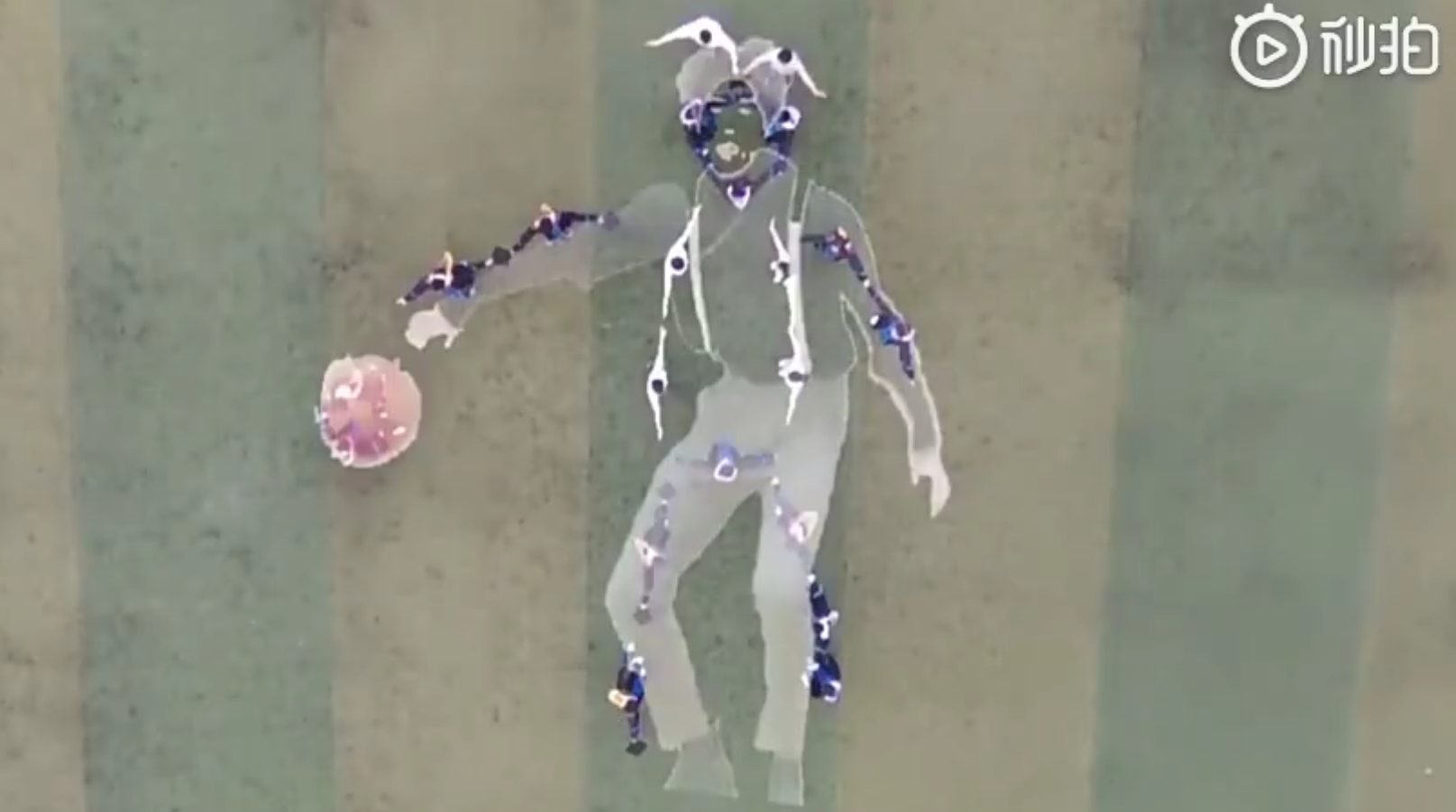 史上最强cos蔡徐坤