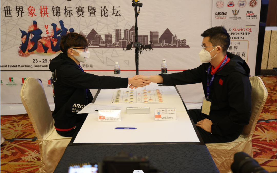 象棋世锦赛中国夺男女个人冠军 越南首度男团夺冠|中国象棋|棋牌|王天一|中国队|金牌_手机新浪网