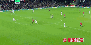 伊布头球首开纪录