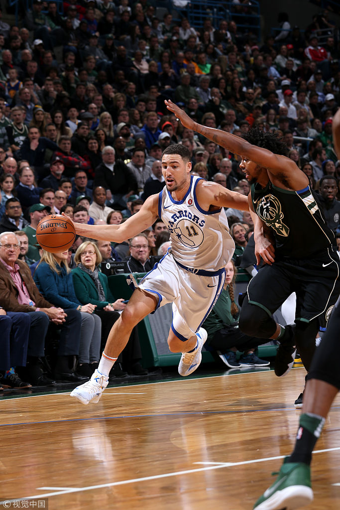 汤普森带球突破