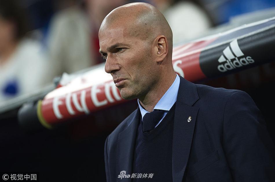 齐达内脸色铁青