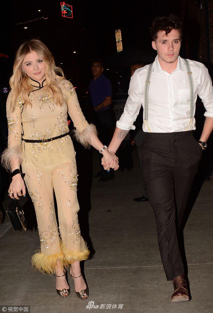 大布烟熏妆陪影星女友过生日