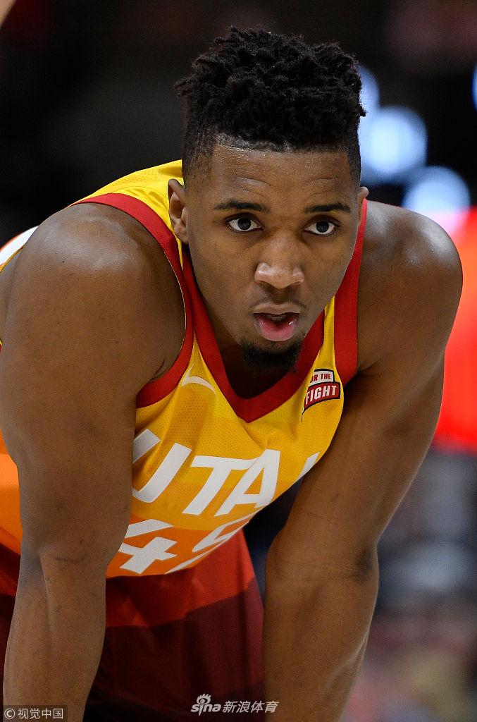 米切尔在比赛中