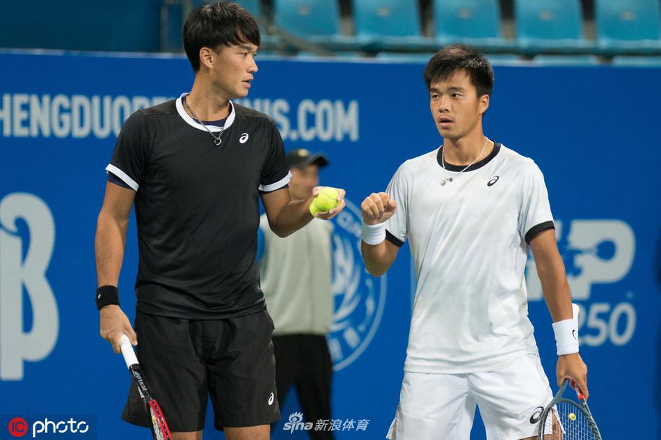 成都赛男双孙发京/王傲然憾负出局