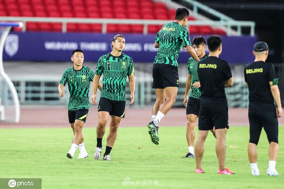 北京国安备战训练