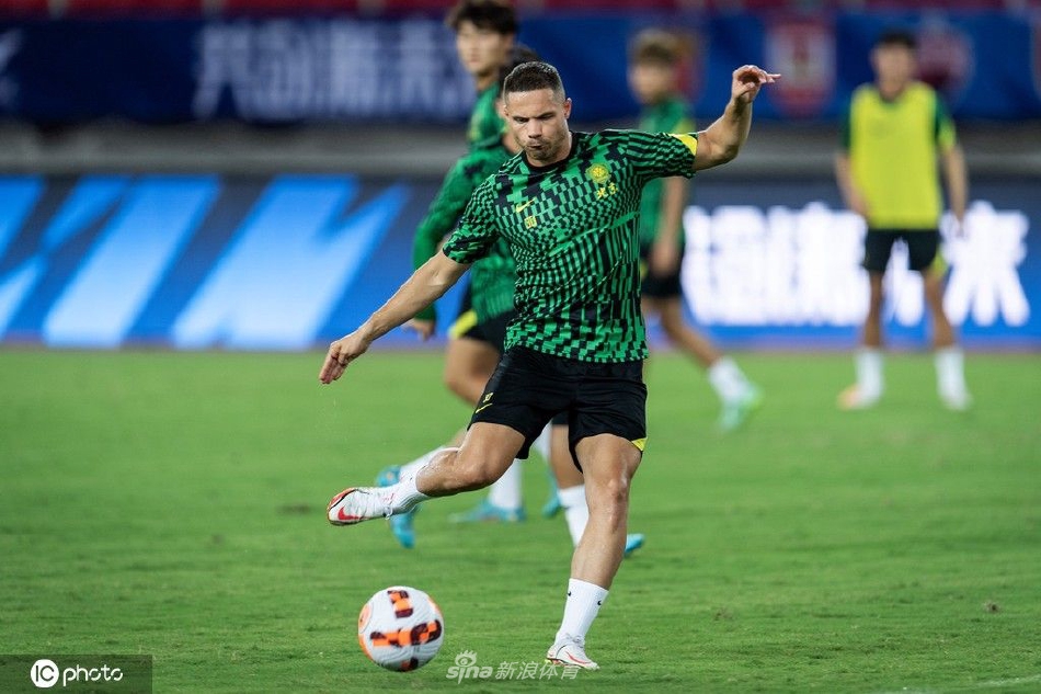 北京国安备战训练