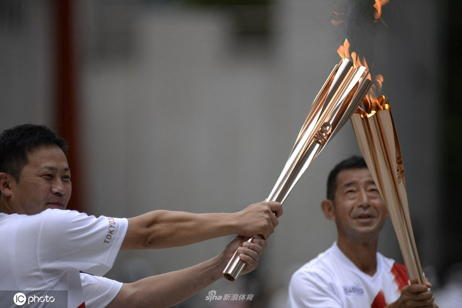 2020年东京奥运会火炬图片