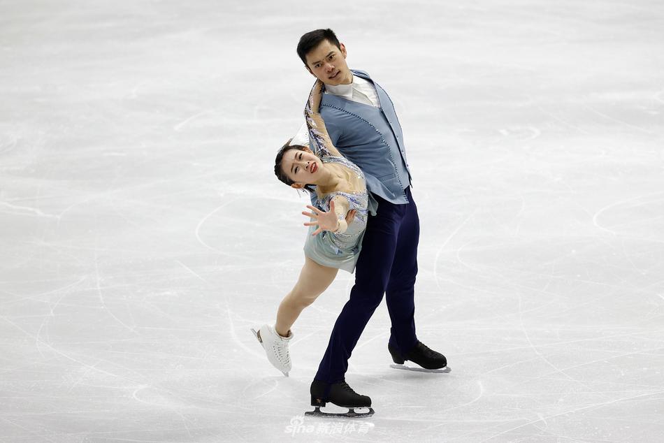 花滑四大洲赛隋文静/韩聪夺冠 彭程/金杨亚军