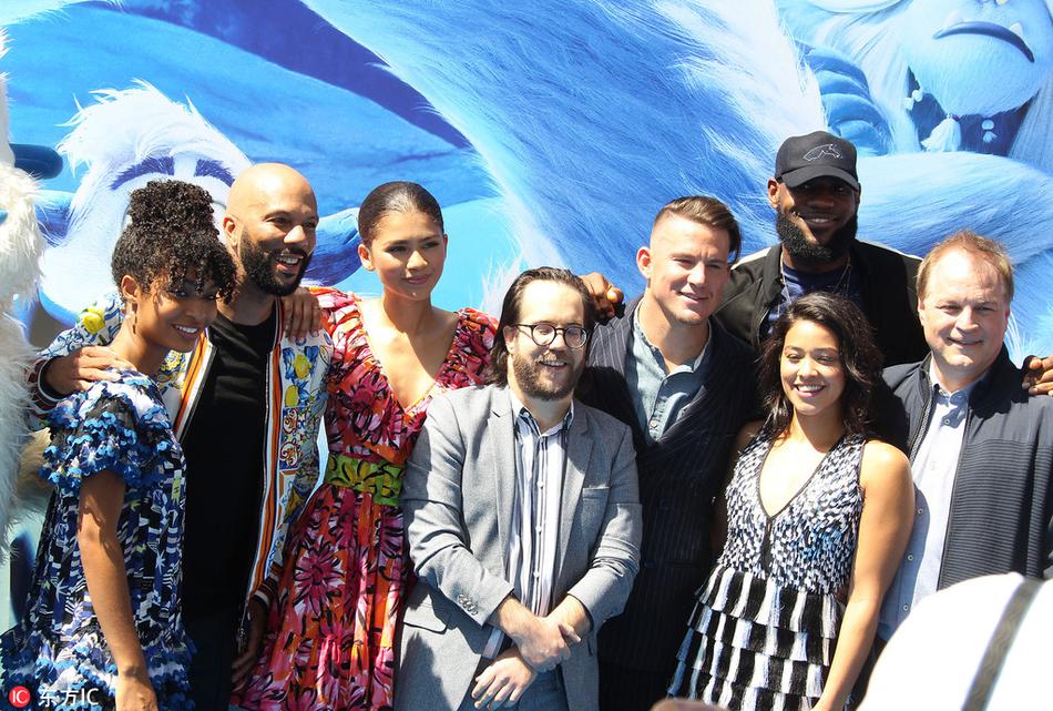 一组生活照看懂詹姆斯为啥选湖人