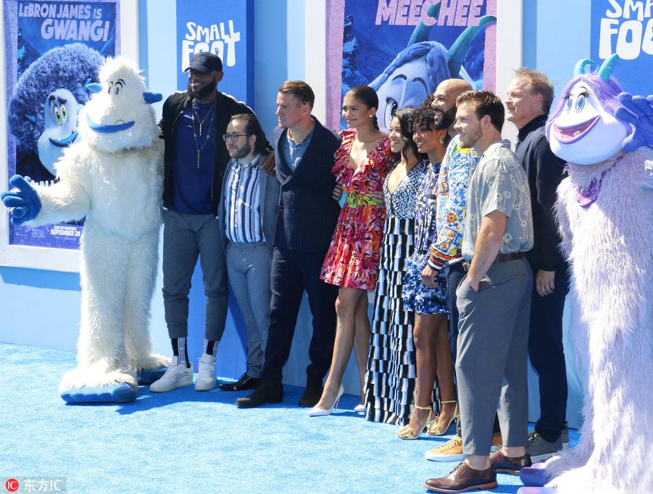 一组生活照看懂詹姆斯为啥选湖人