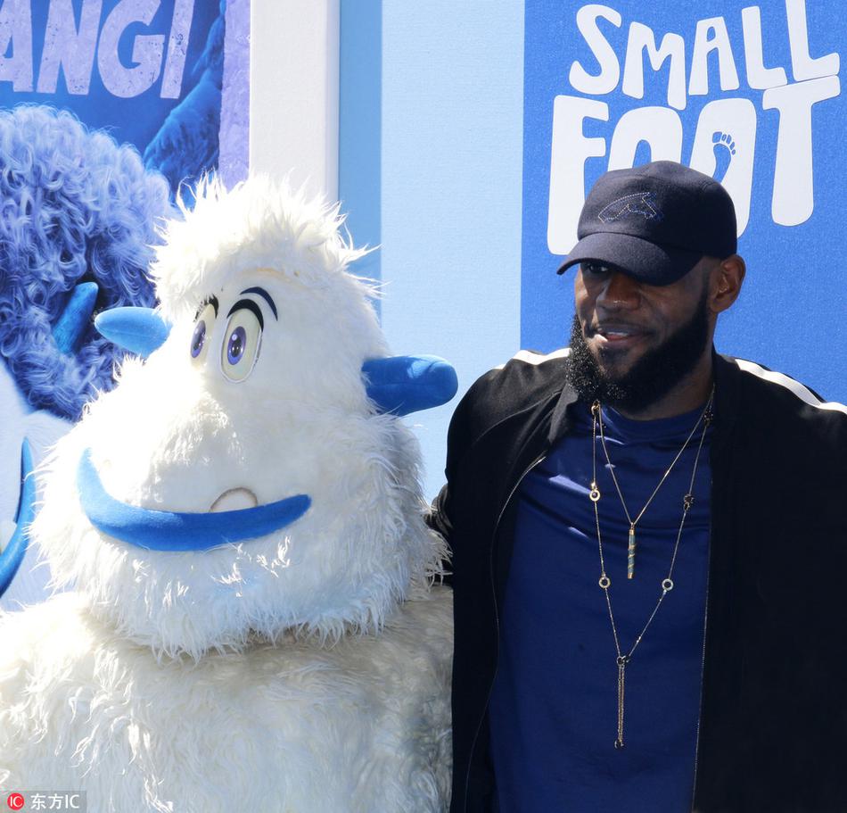 一组生活照看懂詹姆斯为啥选湖人