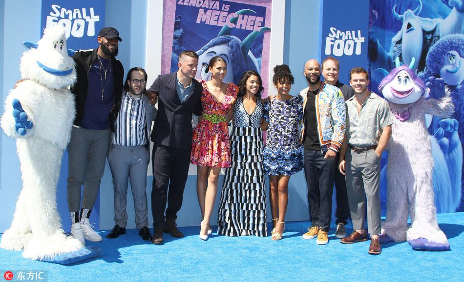 一组生活照看懂詹姆斯为啥选湖人