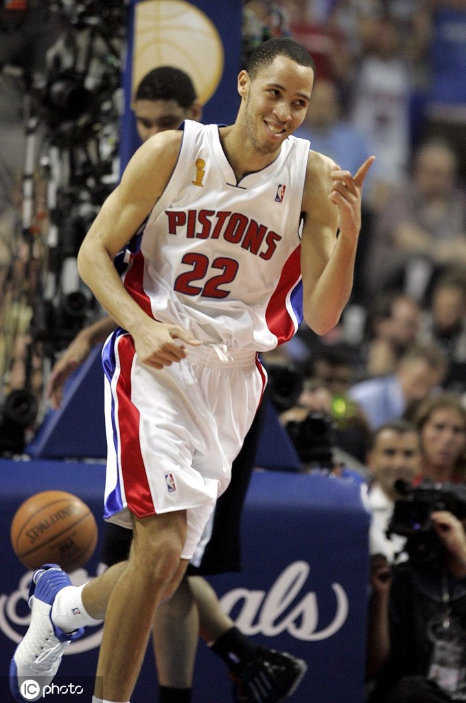 NBA总决赛回顾之2005年 马刺抢七大战力克活塞夺冠