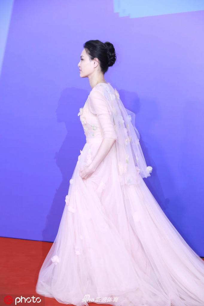 吴敏霞出席上海电视节活动