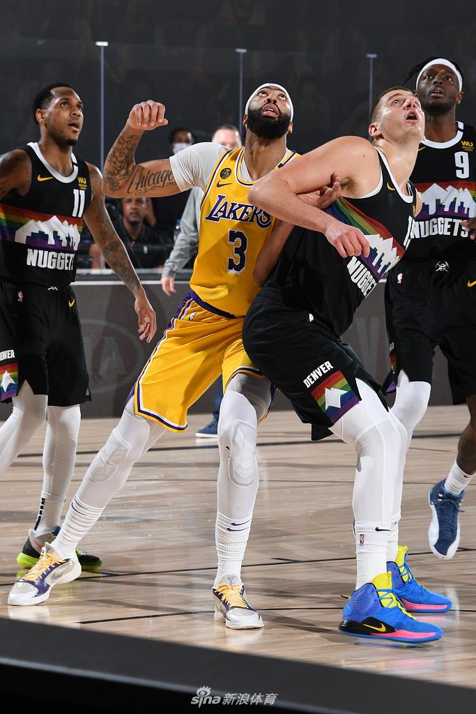 [NBA西部决赛]湖人114-108掘金 浓眉哥34分詹皇准三双