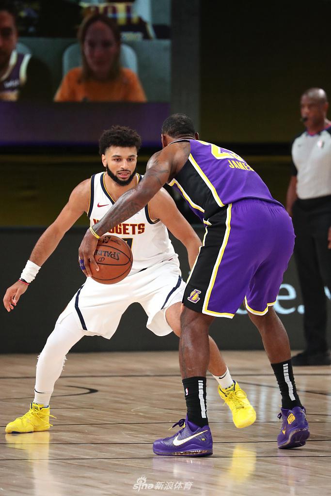 [NBA西部决赛G5]湖人117-107掘金 浓眉27分詹皇38分三双