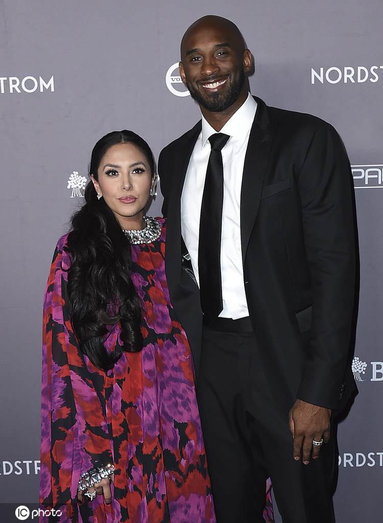 科比携爱妻亮相Baby2Baby盛典