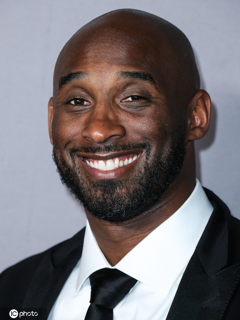 科比携爱妻亮相Baby2Baby盛典