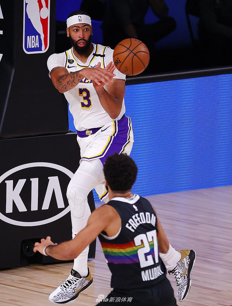 [NBA西部决赛]湖人106-114掘金 詹姆斯三双穆雷28分