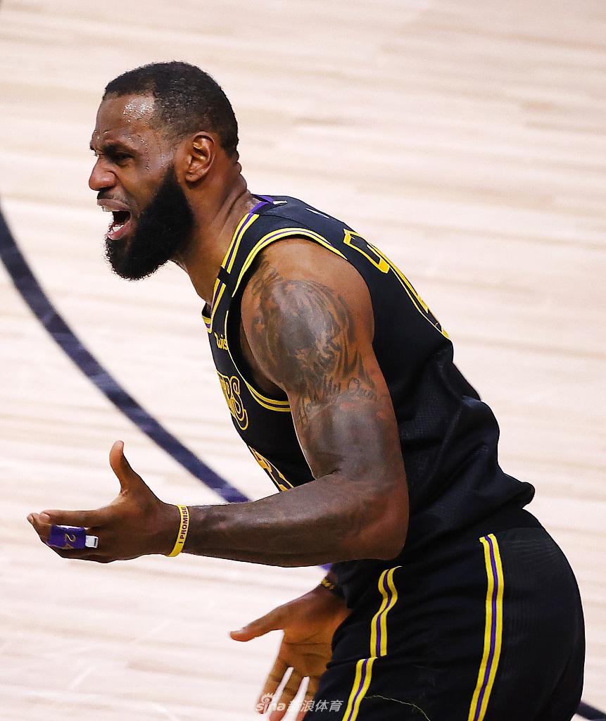 [NBA西部决赛]湖人以105-103险胜掘金 浓眉压哨三分绝杀詹皇26分