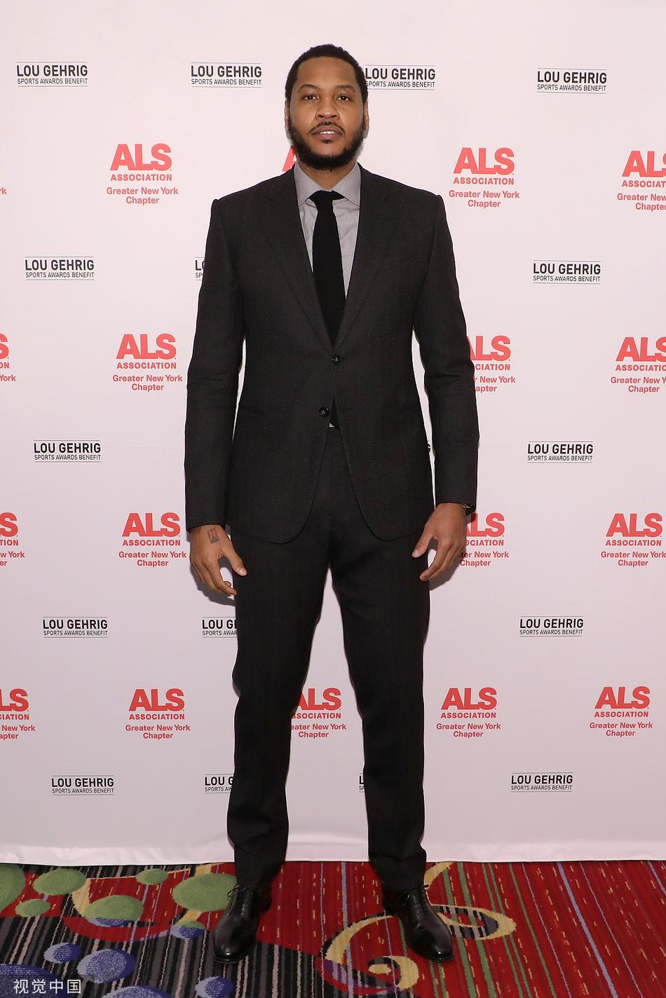 安东尼现身纽约出席颁奖活动