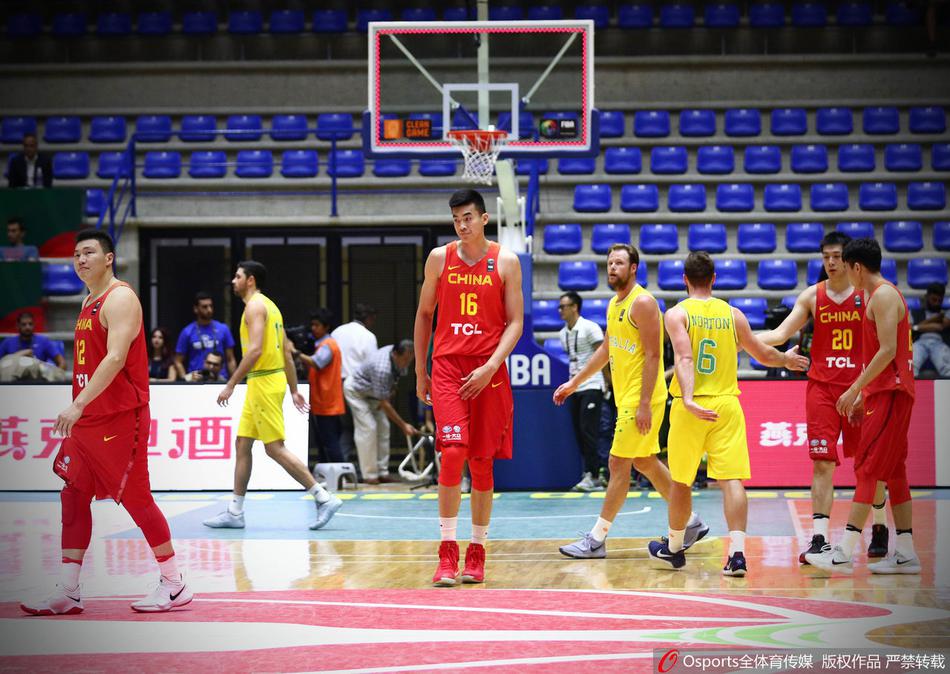 体坛十年回顾：中国男篮起起伏伏