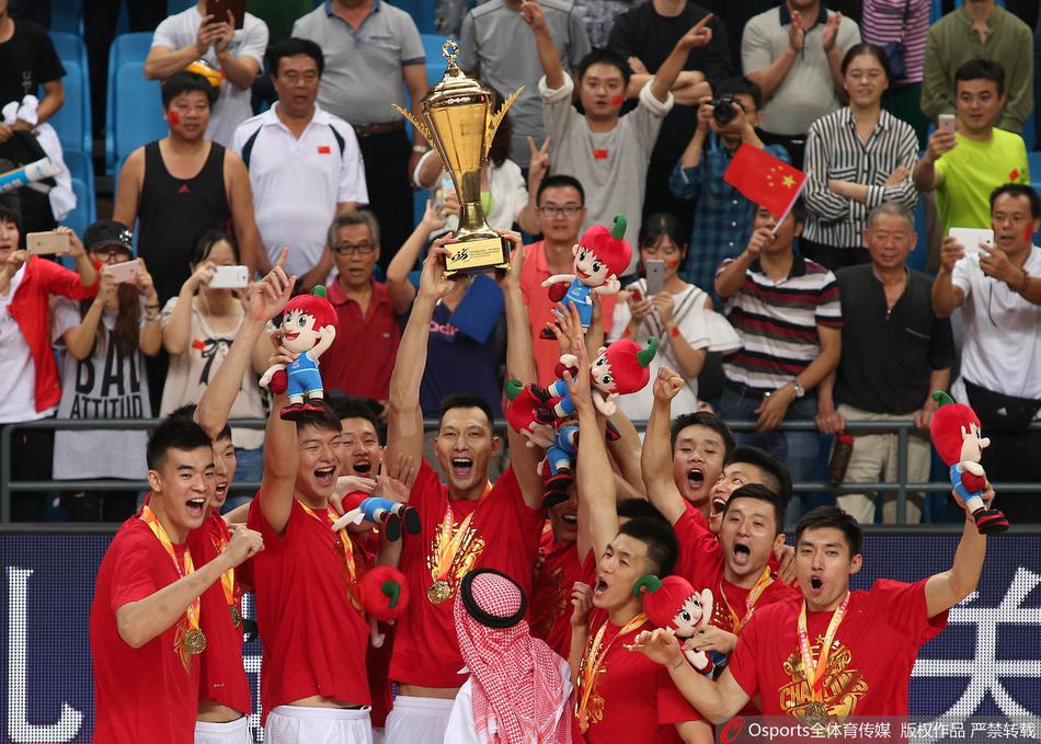 体坛十年回顾：中国男篮起起伏伏