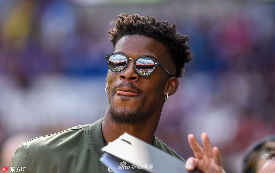 吉米巴特勒观战大巴黎法甲比赛