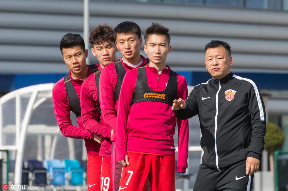 上海上港梯队英国集训首站