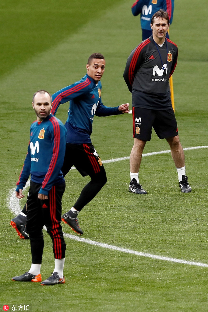 西班牙训练备战友谊赛